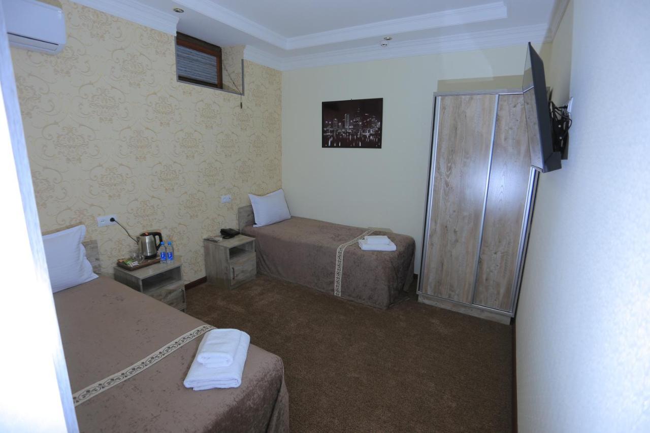 Hayot Plaza Hotel Yunusobod Εξωτερικό φωτογραφία